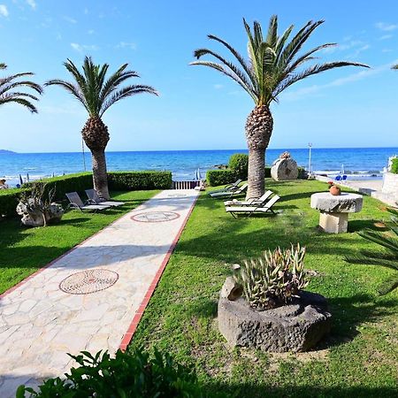 Nadia'S Studios & Apartments In Argasi, Sea-View Екстериор снимка