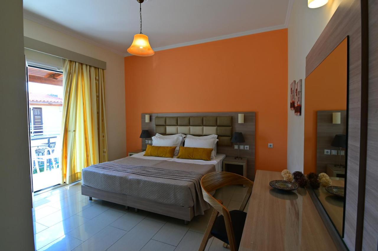 Nadia'S Studios & Apartments In Argasi, Sea-View Екстериор снимка