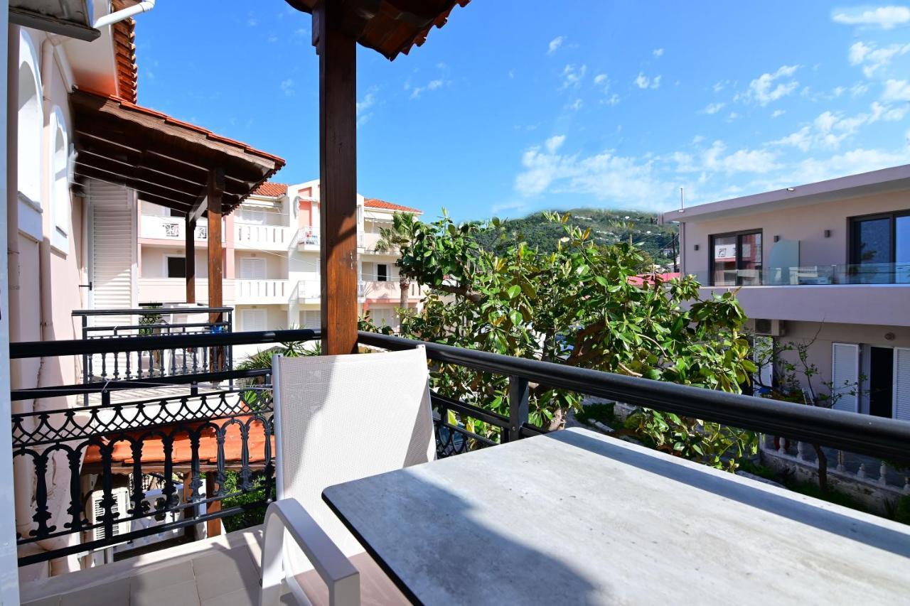 Nadia'S Studios & Apartments In Argasi, Sea-View Екстериор снимка